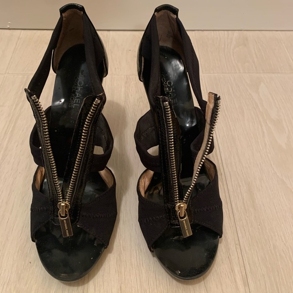 Michael Kors Vintage Black Zip-Up Pumps - Size 8.5 - Picture 5 of 5